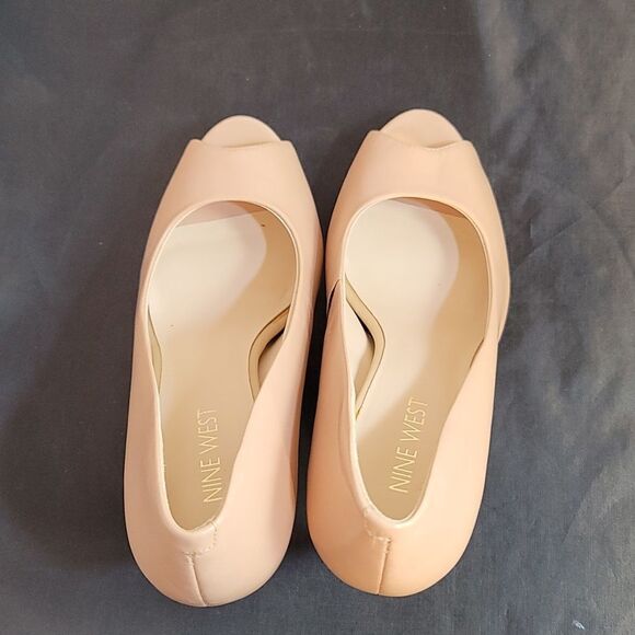 BRAND NEW WOMEN'S NWCAMYA PEEP TOE CLASSIC PUMPS - Picture 11 of 16